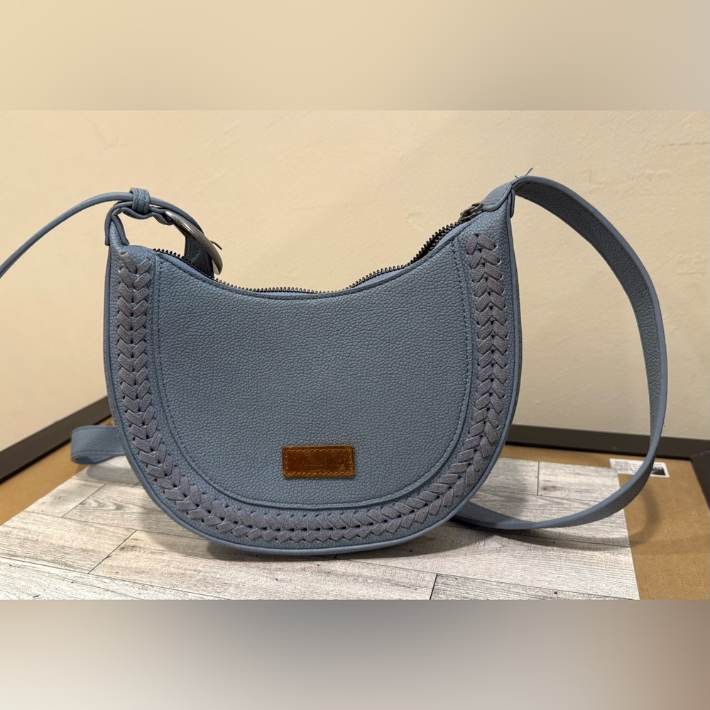 Blue Saddle Braided Crescent Crossbody Bag - Wrangler